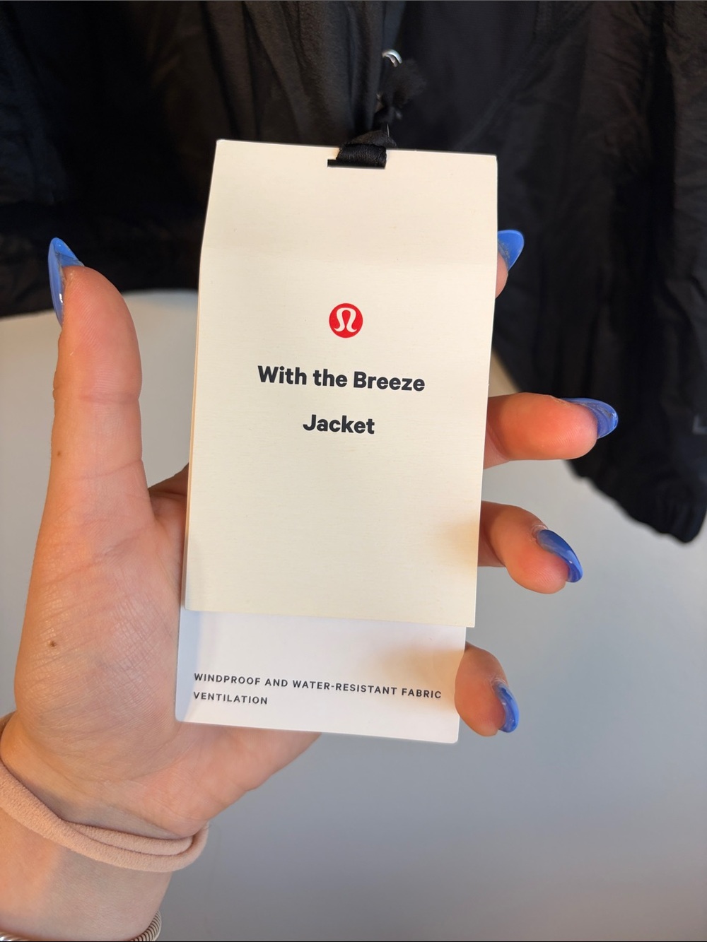 lululemon athletica Black Lightweight Mesh-Panel Zip Jacket - Picture 7 of 8